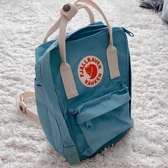 Fjallraven Kånken Mini Backpack - Picture 4 of 5